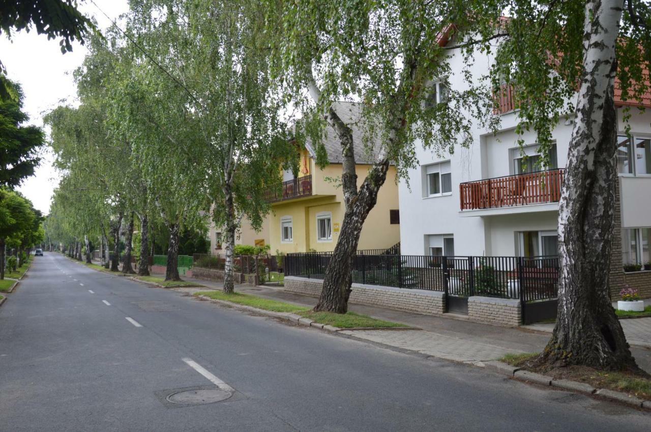 Varga Apartman Hévíz Esterno foto