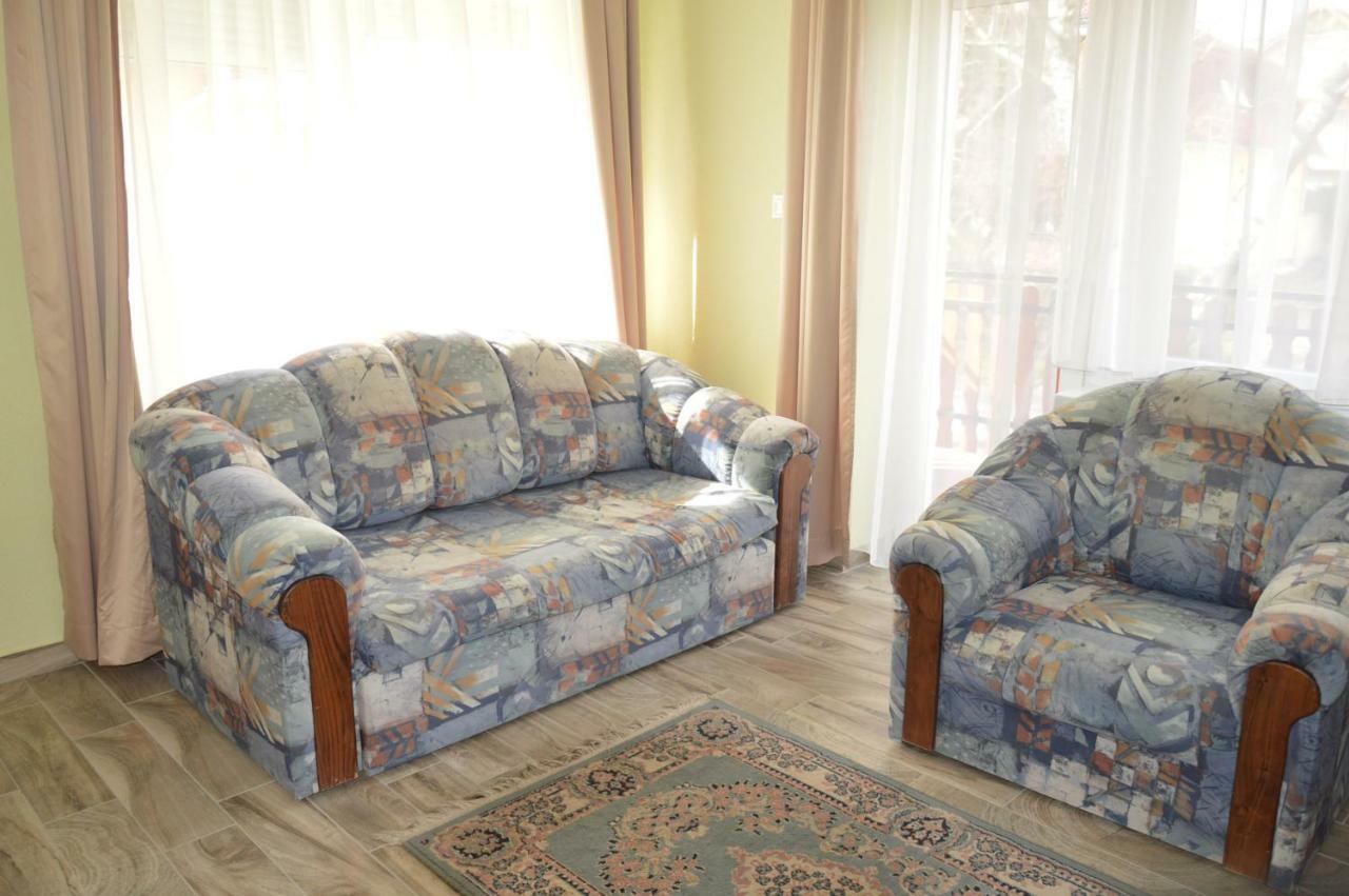 Varga Apartman Hévíz Esterno foto